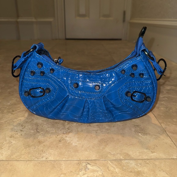 Blue Purse - Picture 2 of 6